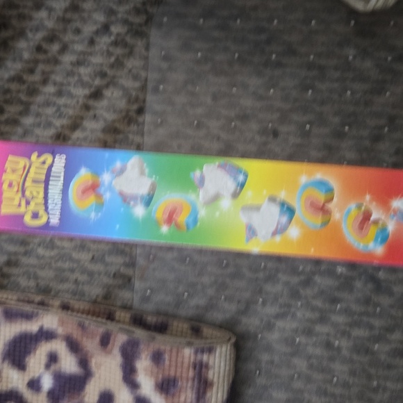 Lucky Charms - Picture 5 of 6